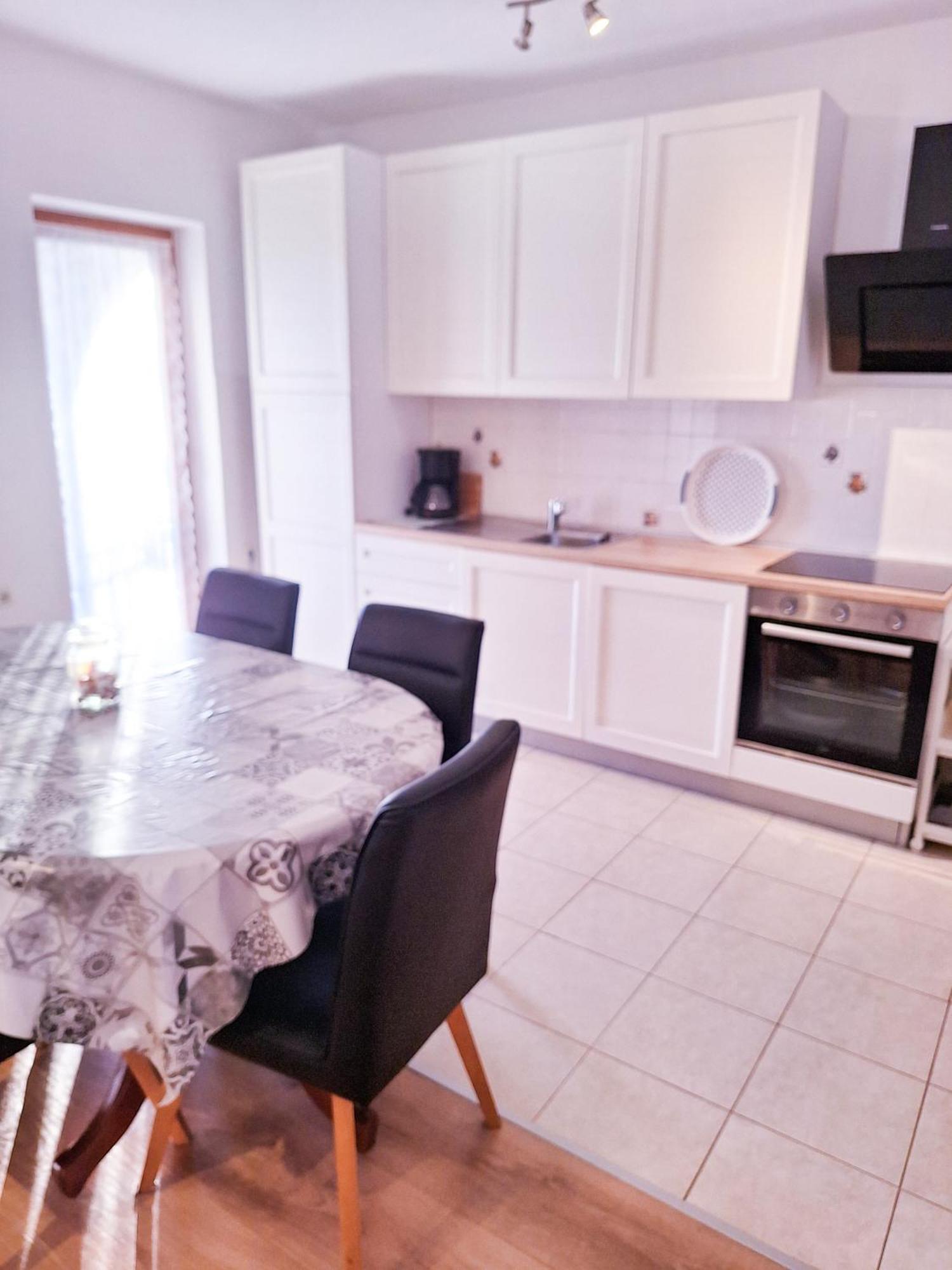Josipa & Jelena Apartment Сень Экстерьер фото