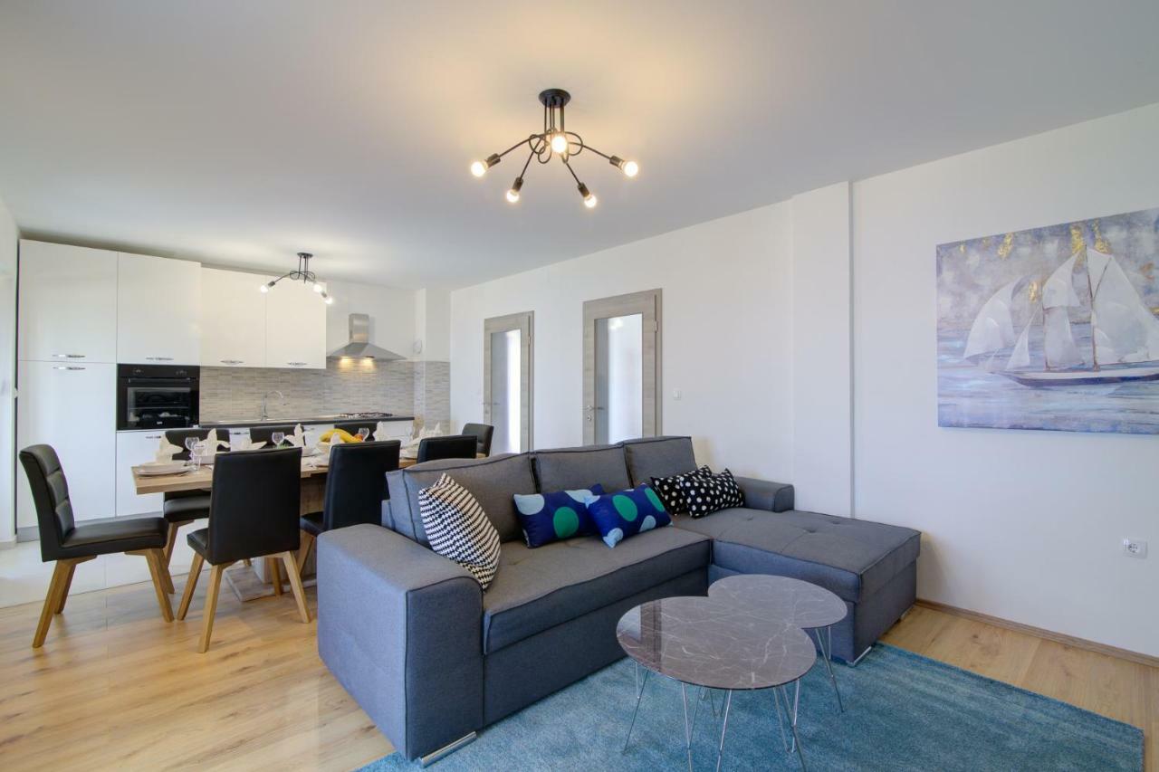 Josipa & Jelena Apartment Сень Экстерьер фото